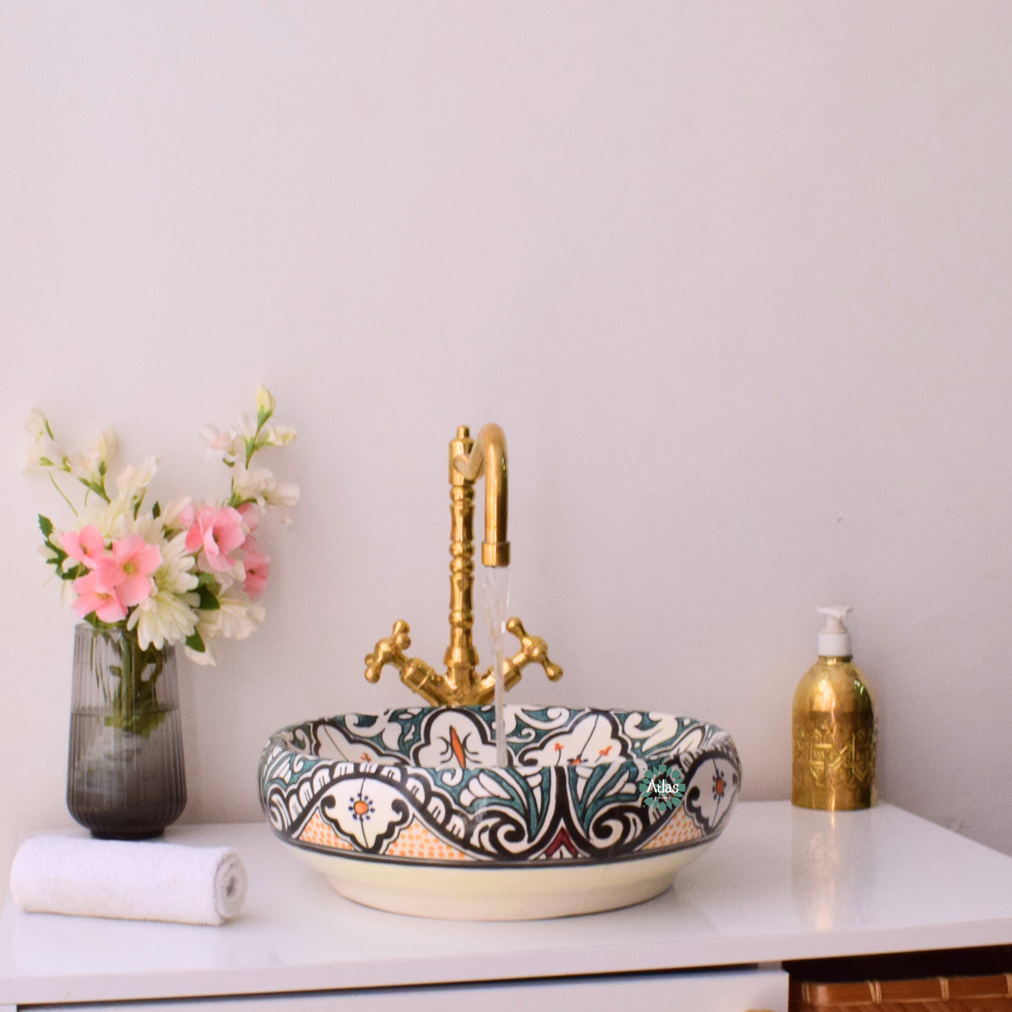 Round & curved ceramic washbasin handmade with love in Morocco