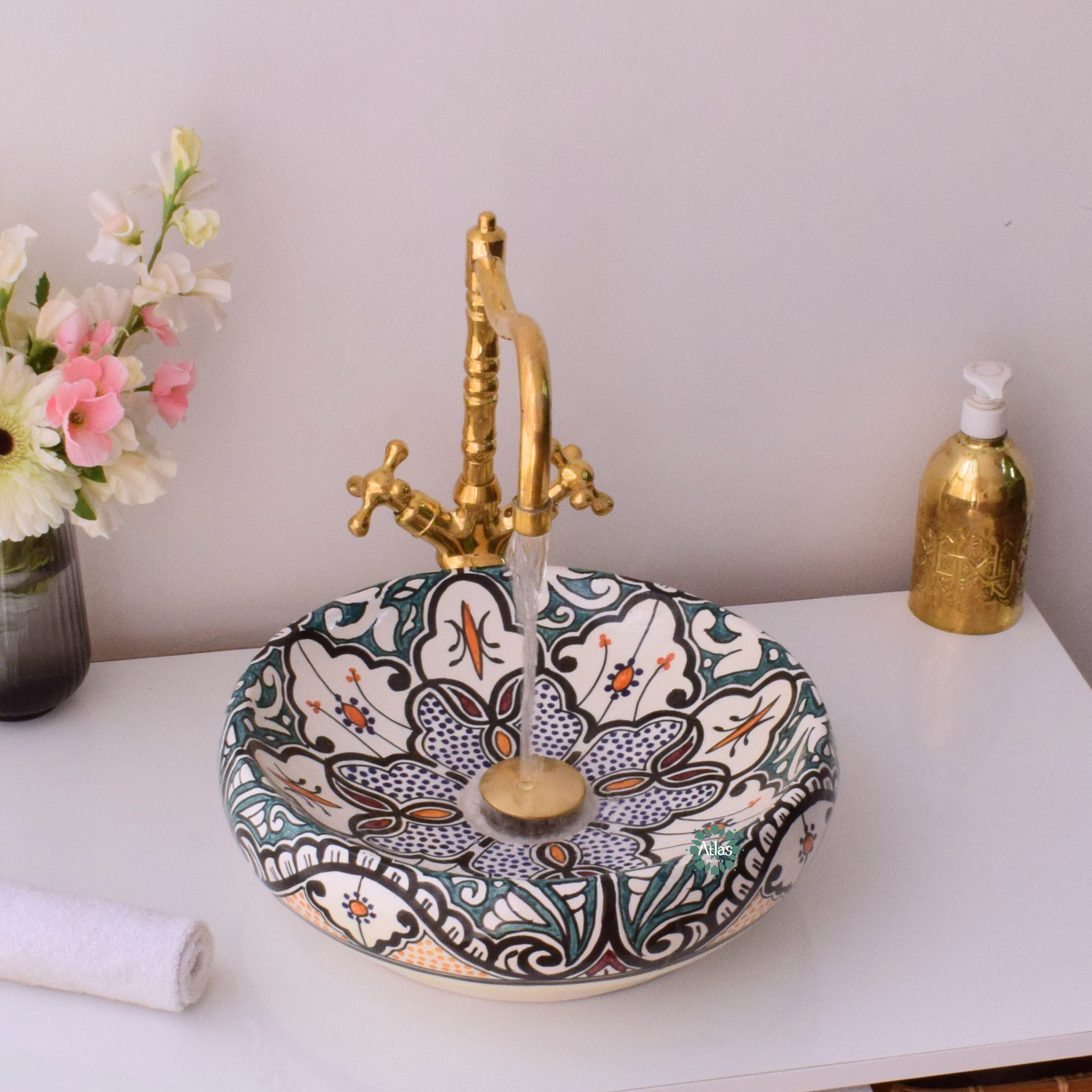 Round & curved ceramic washbasin handmade with love in Morocco